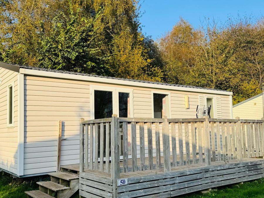 Mobilhome 4 personnes - Confort 27m² dont terrasse 2 chambres + TV 5