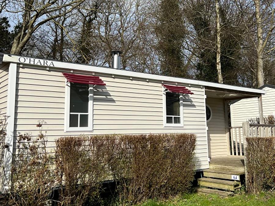 Mobilhome 4 personnes - 27m² Confort (2ch-4pers) avec terrasse semi-couverte + TV 0