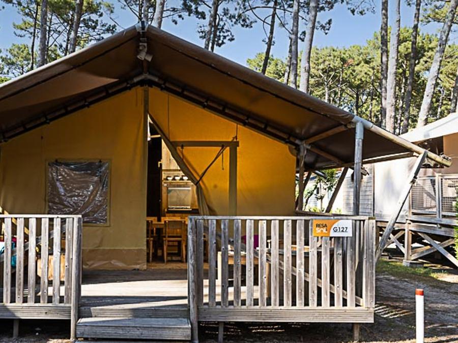 Tente en toile et en bois 8 personnes - ECOLUXE - 3 chambres 6