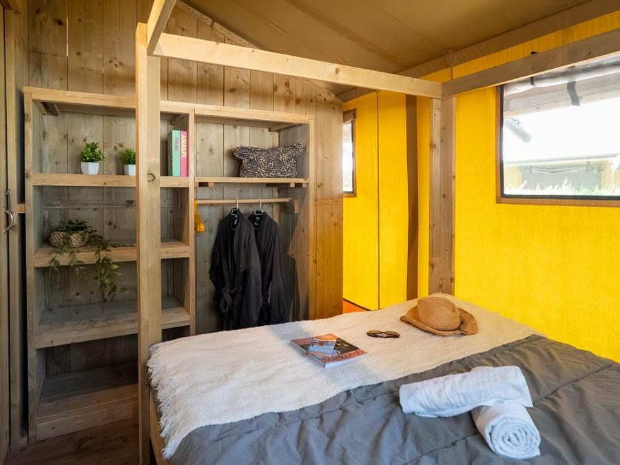 Tente en toile et en bois 8 personnes - ECOLUXE - 3 chambres 13
