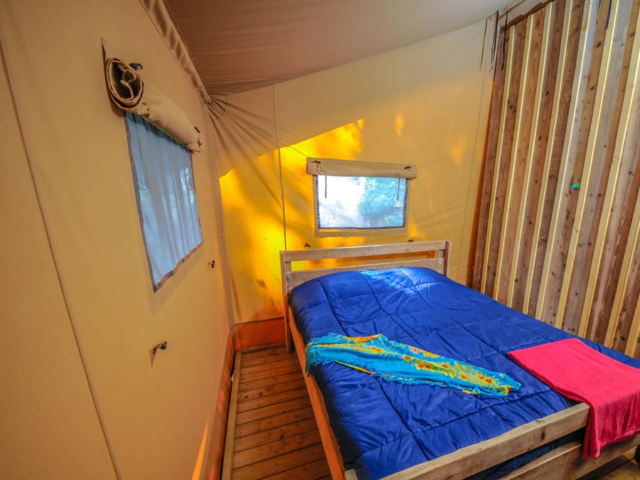 Tente en toile et en bois 5 personnes - ECOLUXE - 2 chambres 6