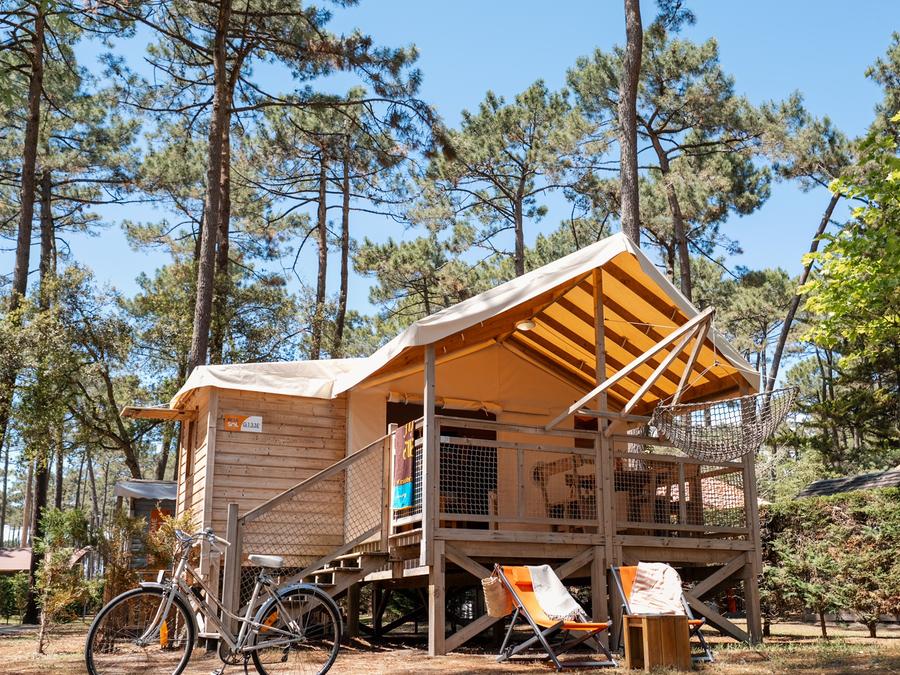 Tente en toile et en bois 5 personnes - CABANE sur pilotis 6
