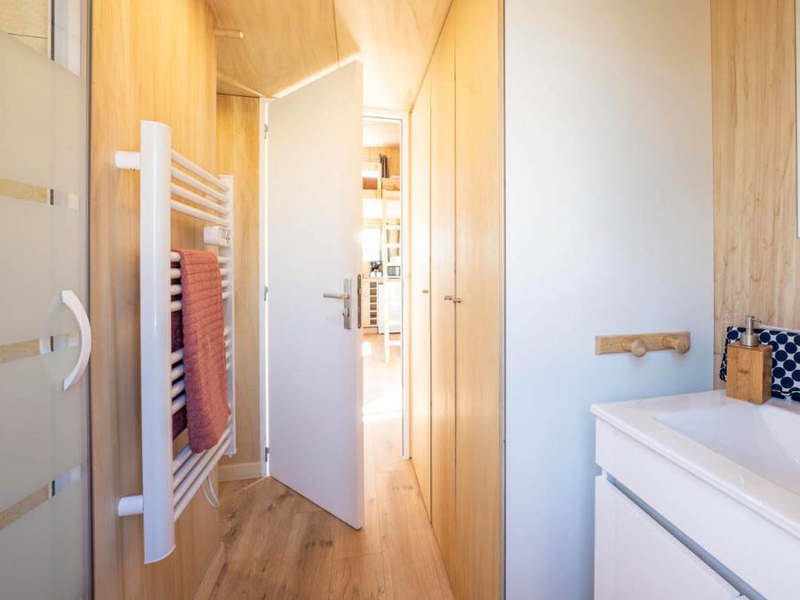 Hébergement 4 personnes - Tiny House 6