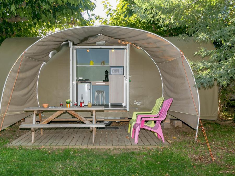 Bungalow toilé 4 personnes - Coco Sweet, sans sanitaires 0