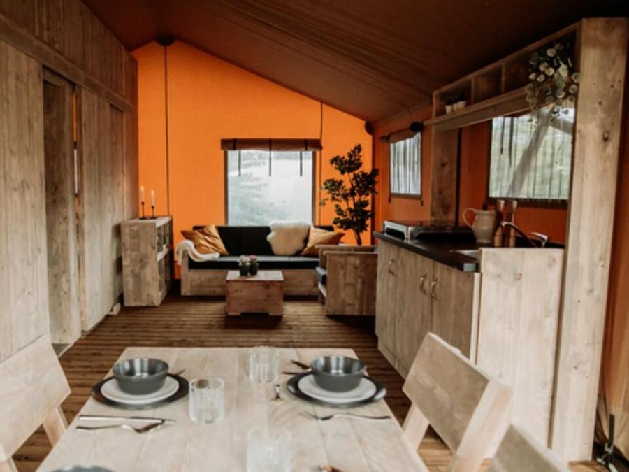 Tente en toile et en bois 5 personnes - Lodge 3 Pièces 5 Personnes 2