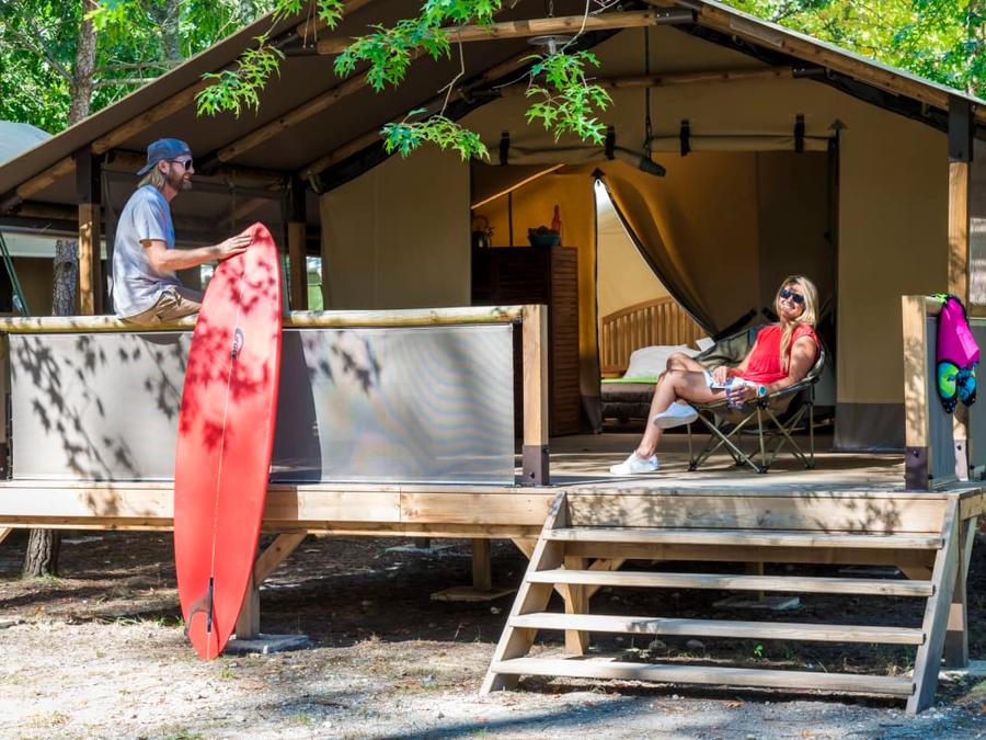 Tente en toile et en bois 5 personnes - Safari Lodge 1