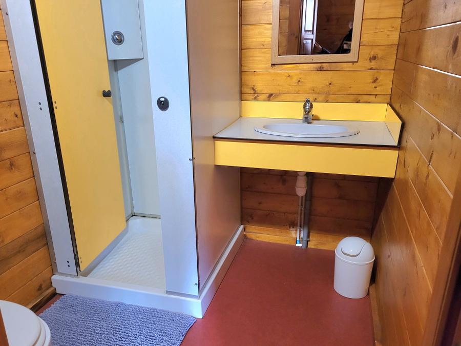 Hébergement 5 personnes - Cabane 0