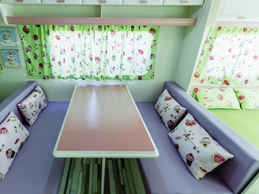 Caravane 4 personnes - ROSE CUPCAKE, sans sanitaires 4