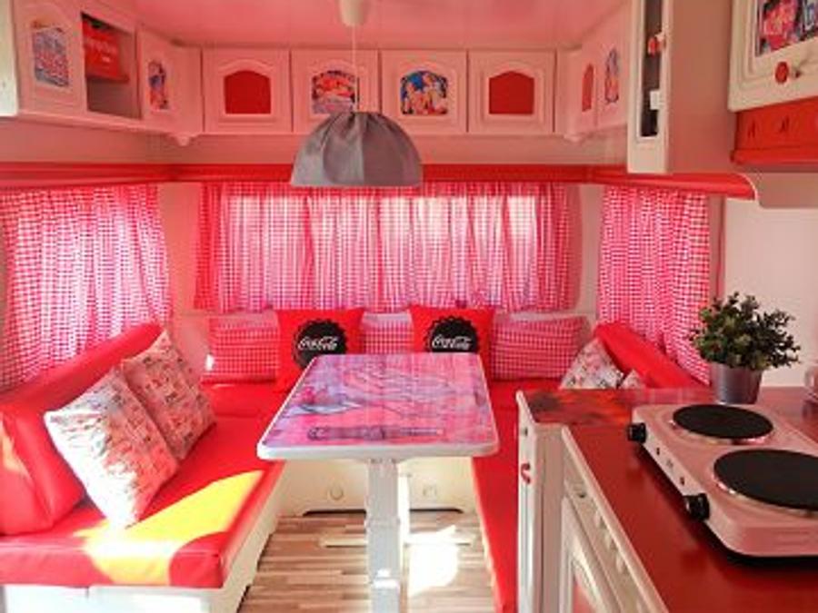 Caravane 4 personnes - COLA, sans sanitaires 1