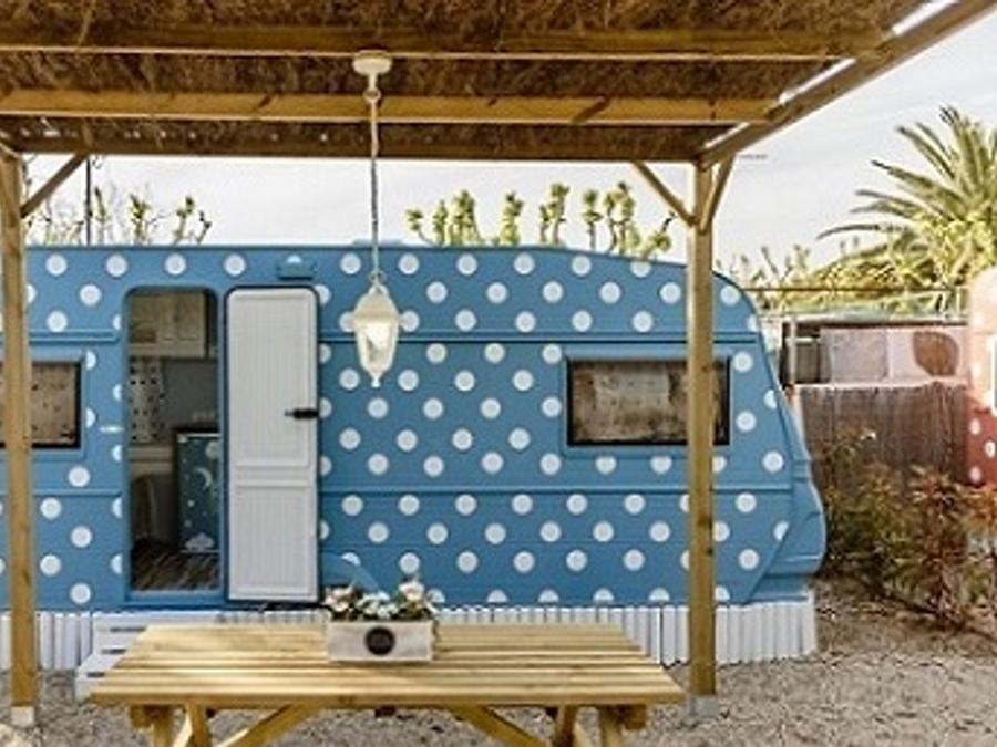 Caravane 4 personnes - 32 SKY BLUE sans sanitaires 0