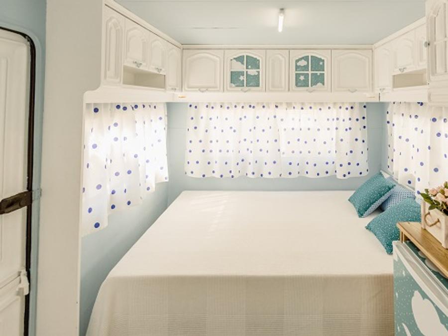 Caravane 4 personnes - 32 SKY BLUE sans sanitaires 3