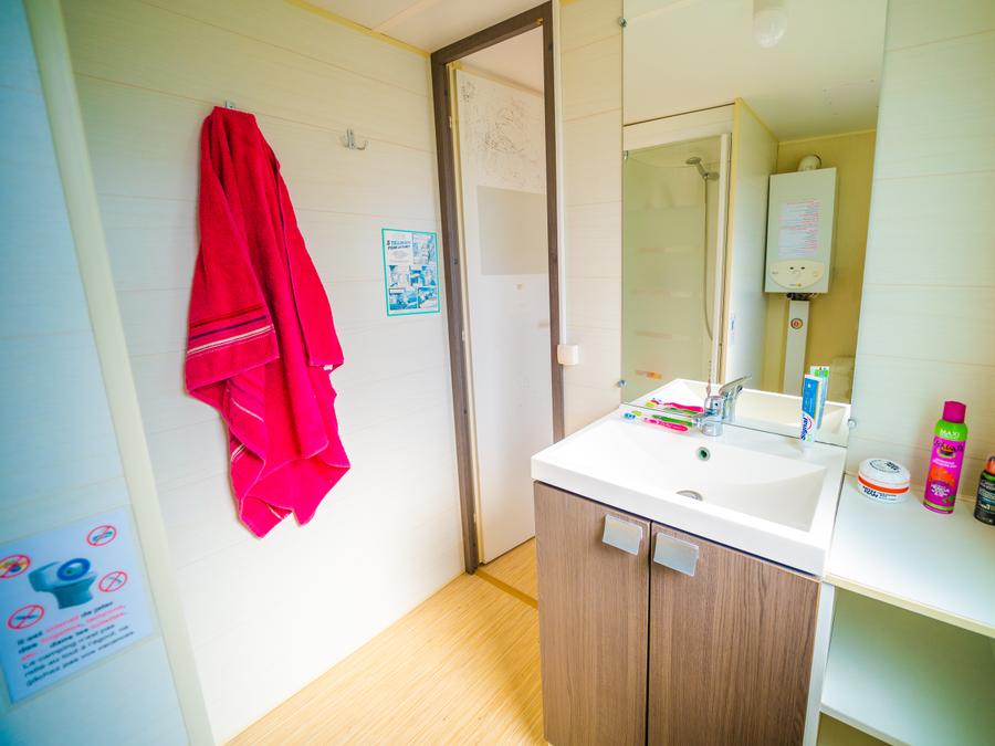 Mobilhome 4 personnes - 4 PERS VUE ETANG 5