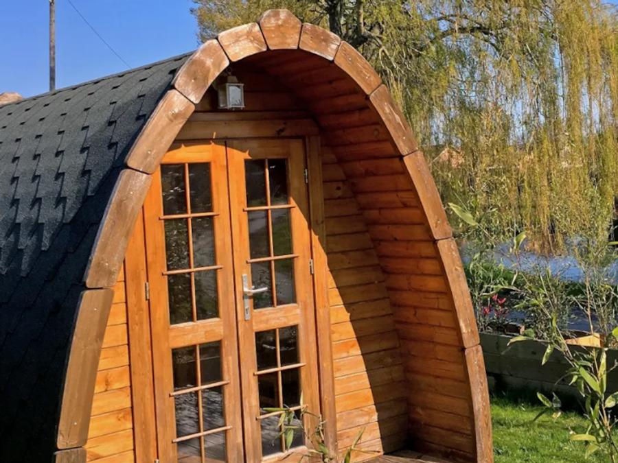 Chalet 2 personnes - CABANE EN BOIS sans sanitaires 0