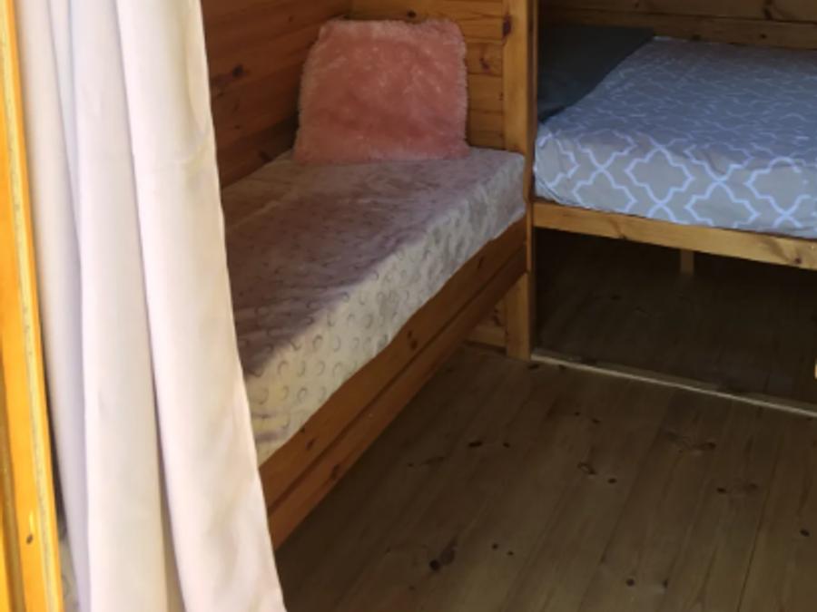 Chalet 2 personnes - CABANE EN BOIS sans sanitaires 4
