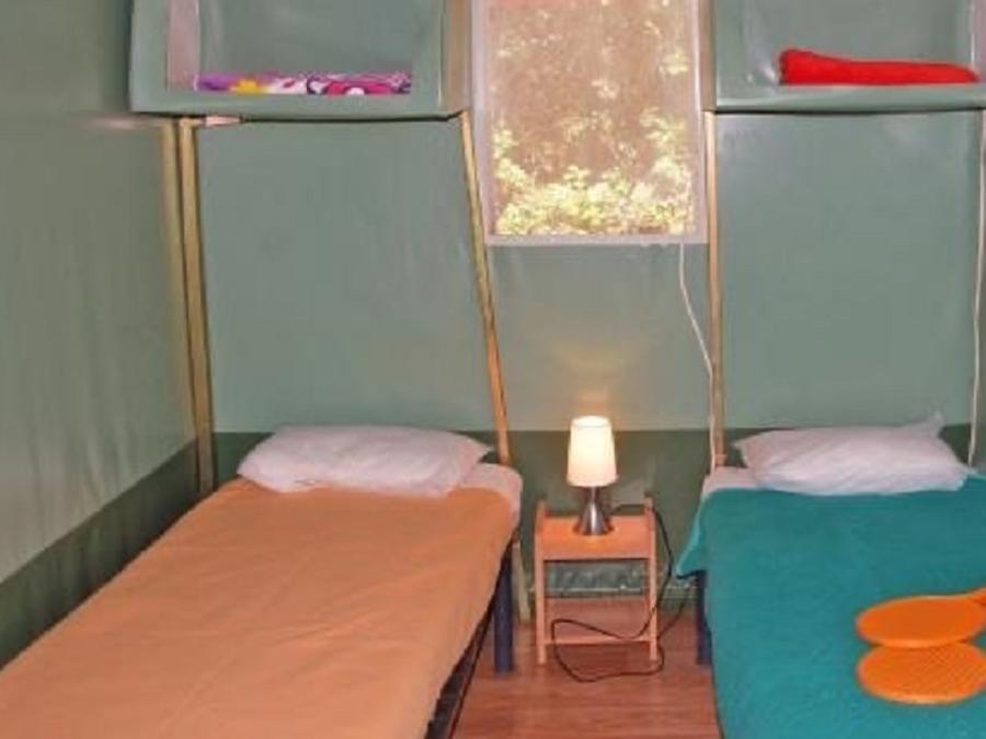 Bungalow toilé 4 personnes - Eco - Tente Lodge (sans sanitaires) 0