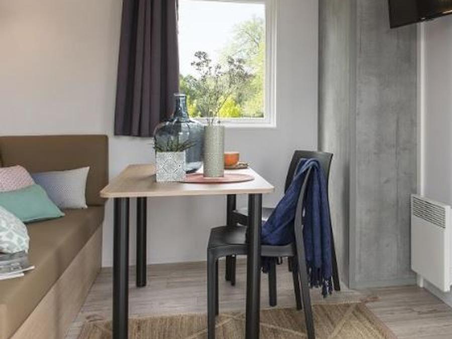 Mobilhome 6 personnes - DECLICK avec grande terrasse 2