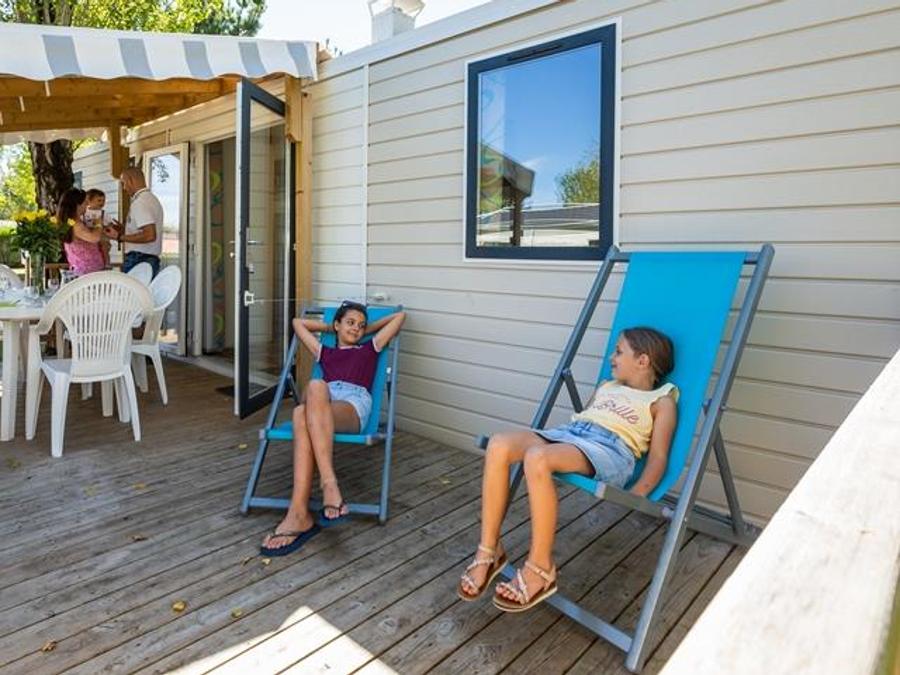 Mobilhome 8 personnes - Mobil-home Sable 40m² (4 chambres) + TV + Terrasse couverte (+ de 8 ans) 8 pers 4