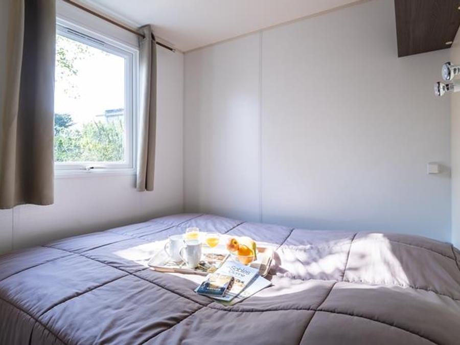 Mobilhome 2 personnes - Mobil-home Plage 18.6m² (+ de 10 ans) (1 chambre) + Terrasse bois semi-couverte + TV 2 pers 8