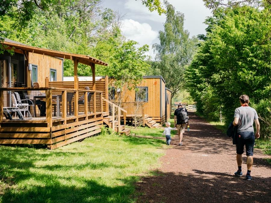 Mobilhome 6 personnes - Premium 33m² 3 chambres + Terrasse + TV + LV + BBQ + Quartier Piéton 10