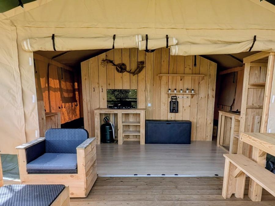 Lodge 4 personnes - Grande Tente Lodge Glamping 42M2 10
