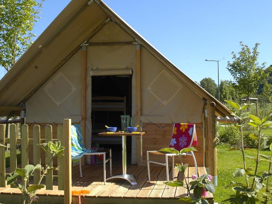 Bungalow toilé 4 personnes - LODGE CANADIENNE sans sanitaires 1