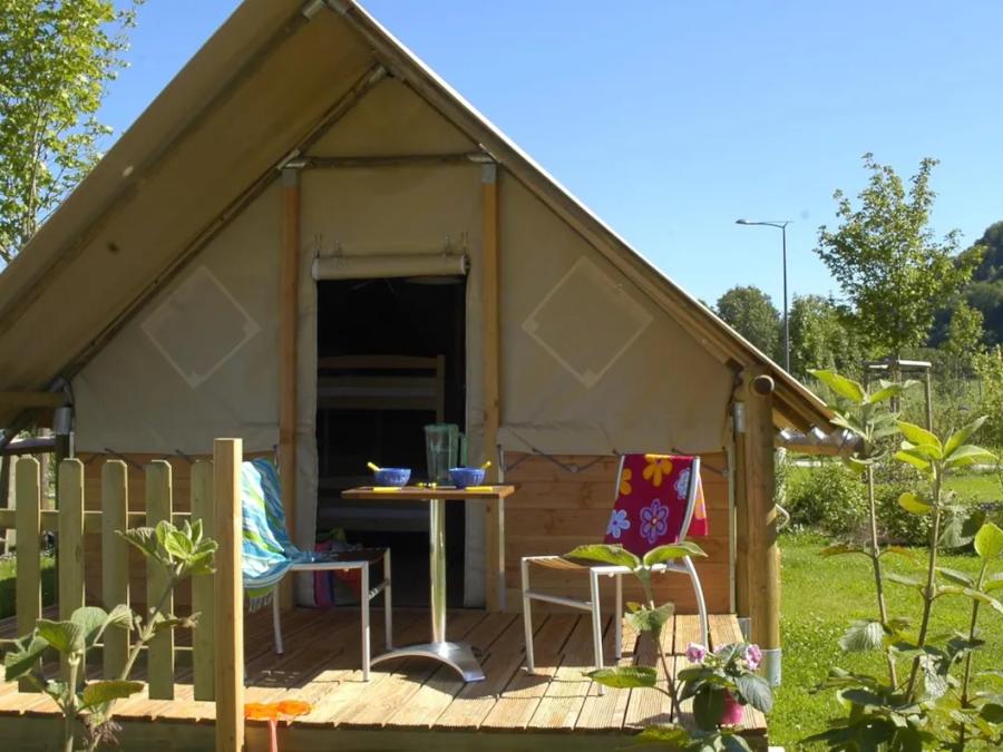 Tente en toile et en bois 2 personnes - Lodge Canadienne PMR, la tente confort avec petit déjeuner; accessible fauteuils 0