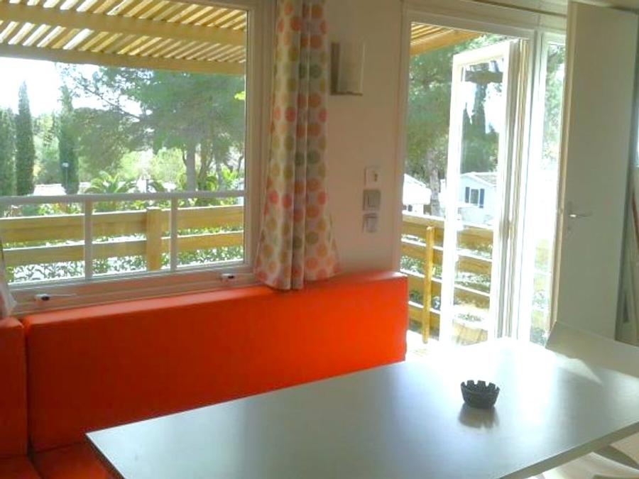 Mobilhome 6 personnes - S-2300 4