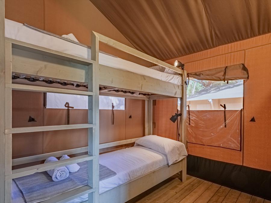 Tente en toile et en bois 2 personnes - Safari Tent 10