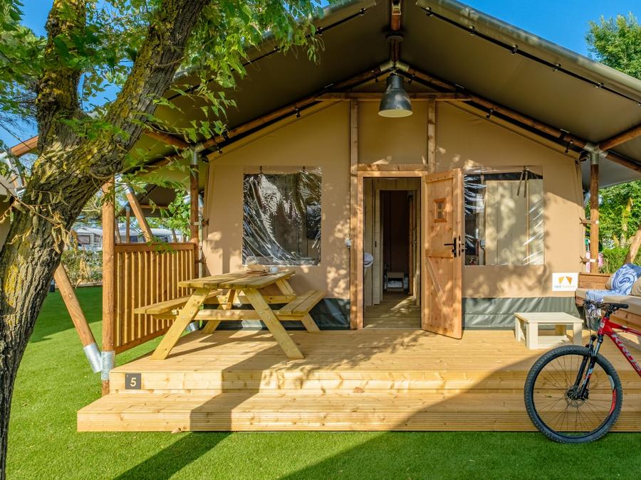 Tente en toile et en bois 2 personnes - Safari Tent 6