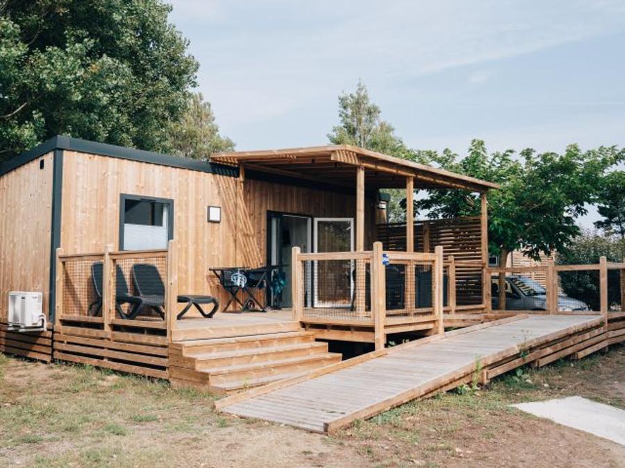 Mobilhome 4 personnes - Homeflower Premium 29m² PMR - 2 chambres + terrasse semi-couverte + TV + draps + serviettes + CLIM 0