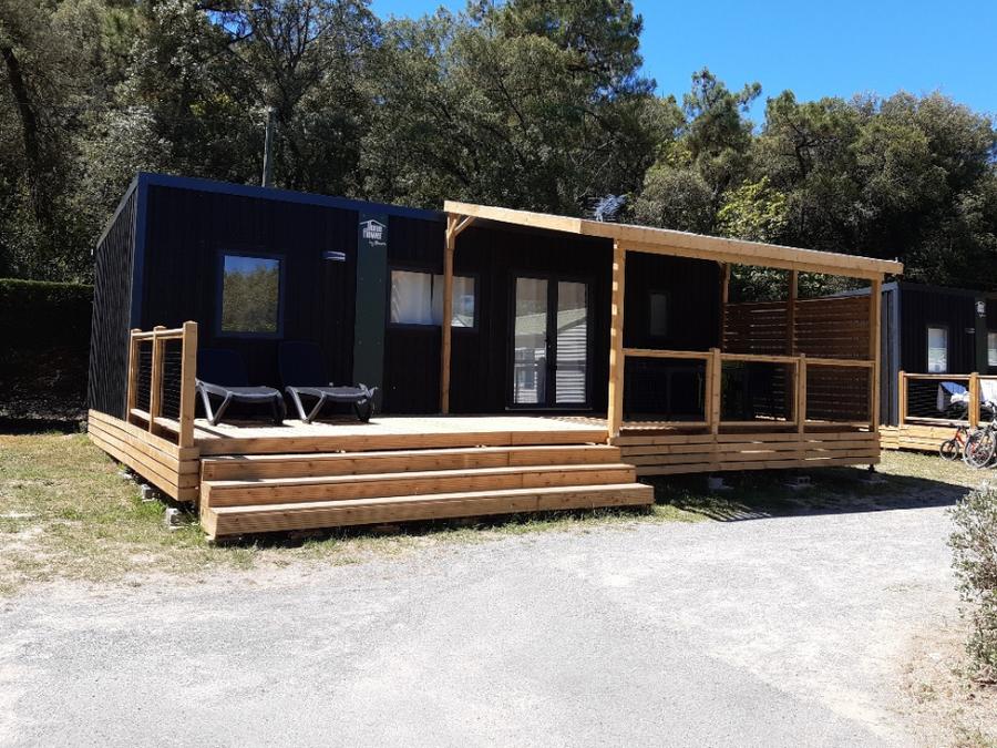 Mobilhome 6 personnes -  	 Homeflower premium 35m² (3 chambres) + CLIM + terrasse semi-couverte + TV + draps + serviettes | 6 personnes 12