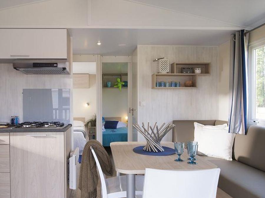 Mobilhome 4 personnes - Standard 25m² (2 chambres) + terrasse 6m² à 10m² + TV | 4 personnes 3