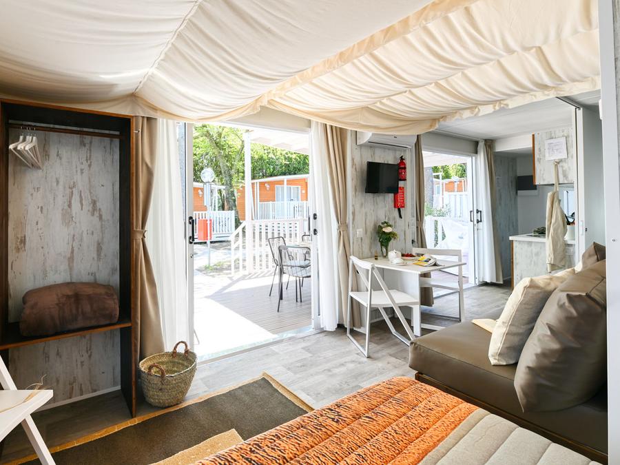 Mobilhome 4 personnes - Borgo 0