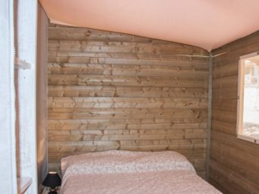 Mobilhome 5 personnes - Lodge SAHARI 24m² - 2 chambres - terrasse 10m² (avec sanitaires) 6
