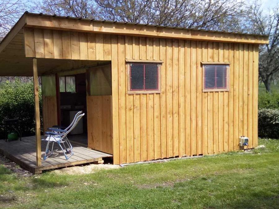 Chalet 4 personnes - CLIM - Cabane Lodge 35 m² sur plancher bois (35 m² avec terrasse) 2