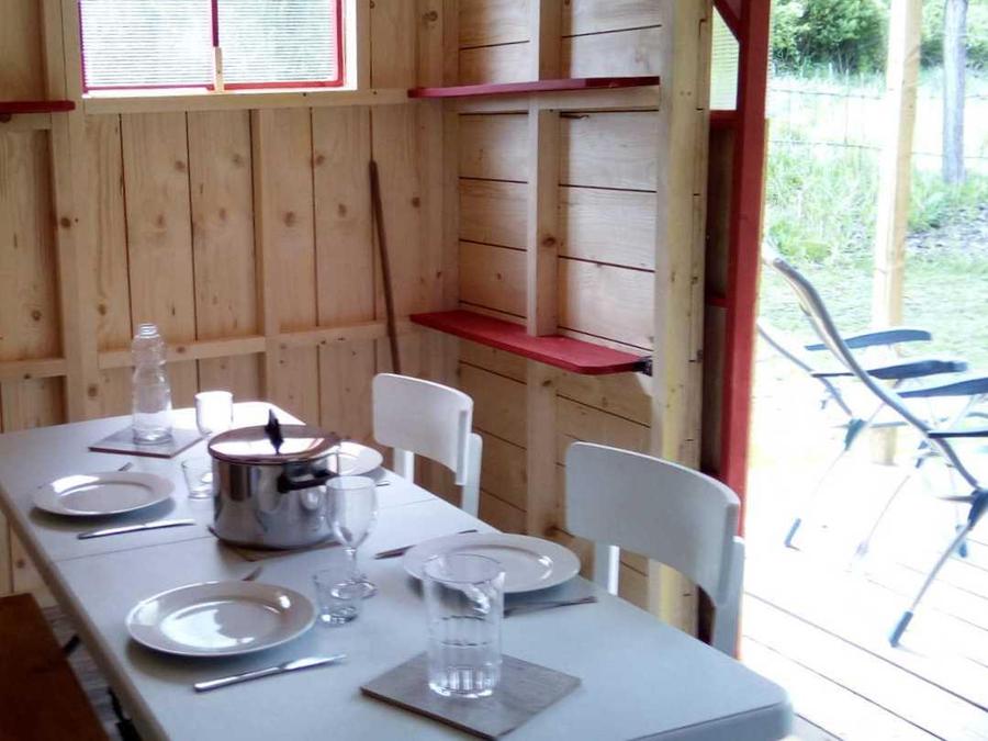 Chalet 4 personnes - CLIM - Cabane Lodge 35 m² sur plancher bois (35 m² avec terrasse) 4