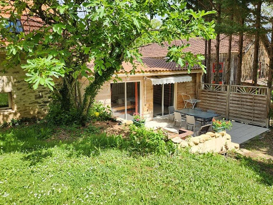 Gîte 6 personnes - CLIM -Gite de charme Les Figuiers - Pierre et Bois - avec piscine 1