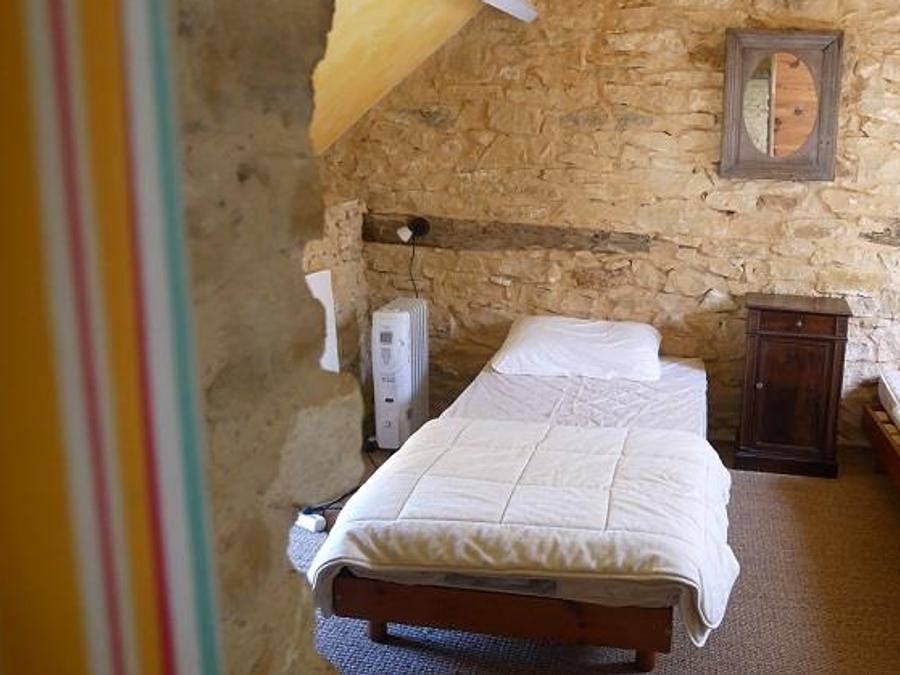 Gîte 6 personnes - CLIM -Gite de charme Les Figuiers - Pierre et Bois - avec piscine 7