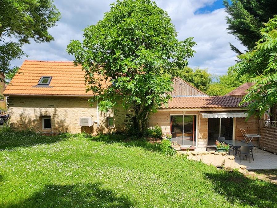 Gîte 6 personnes - CLIM -Gite de charme Les Figuiers - Pierre et Bois - avec piscine 0