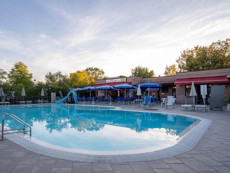 Camping Torre Pendente 1*
