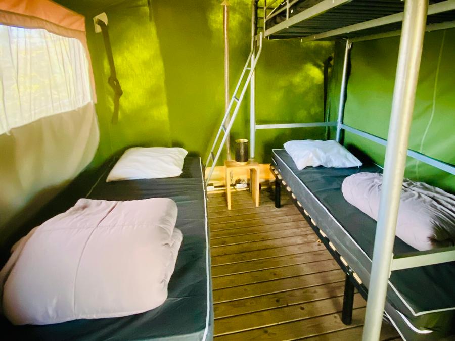 Tente 5 personnes - Tente Safari Acacia Standard 23m² (sans sanitaires) - 2 chambres + terrasse couverte 12m² 5 pers. 9