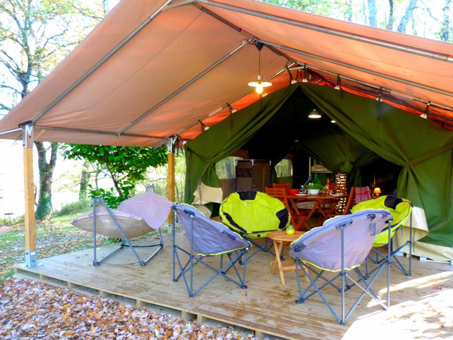 Tente 5 personnes - Tente Safari Acacia Standard 23m² (sans sanitaires) - 2 chambres + terrasse couverte 12m² 5 pers. 1