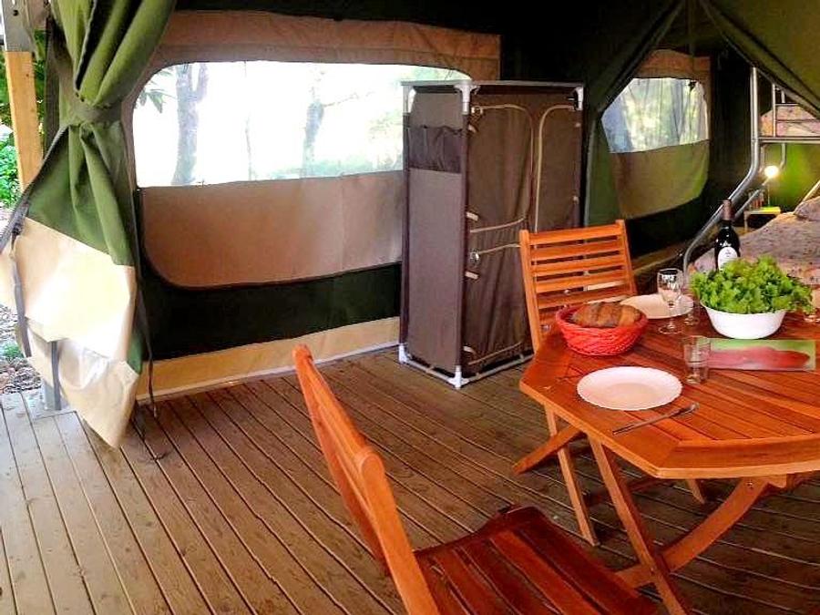 Tente 5 personnes - Tente Safari Acacia Standard 23m² (sans sanitaires) - 2 chambres + terrasse couverte 12m² 5 pers. 2