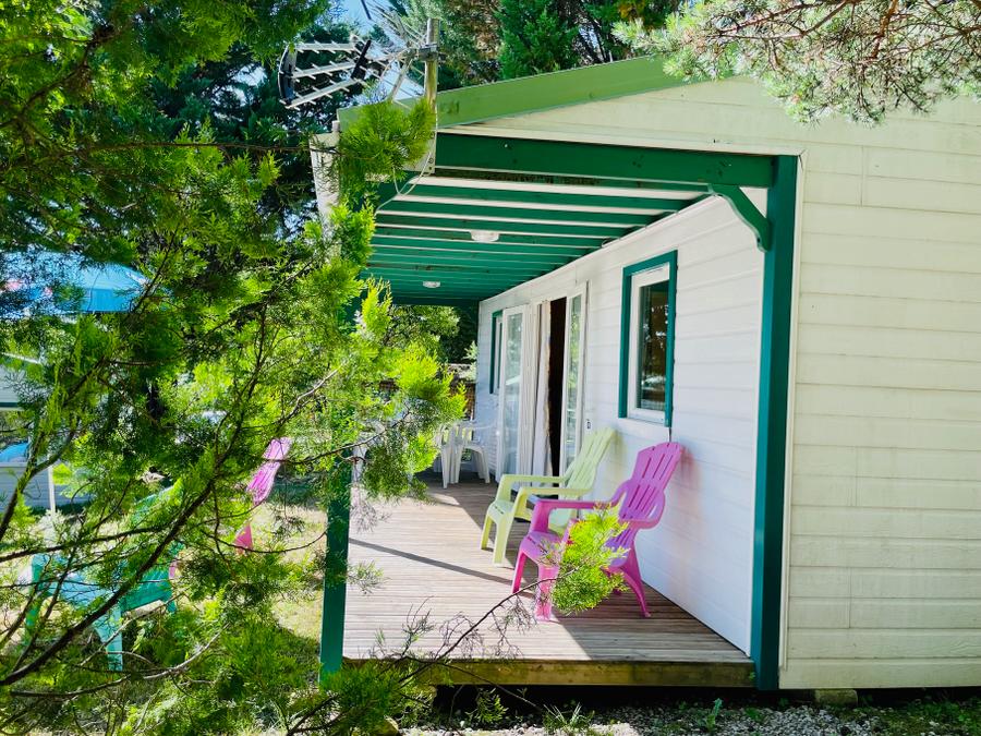 Chalet 6 personnes - Chalet Epicea Confort 32m² - 3 chambres - Terrasse couverte 15m² 6 pers. 1