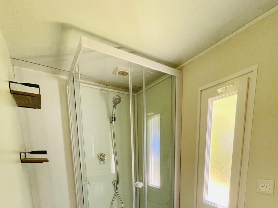Mobilhome 4 personnes - Frêne Confort 23m² - 2 chambres + Terrasse couverte 4m² 4 pers. 9