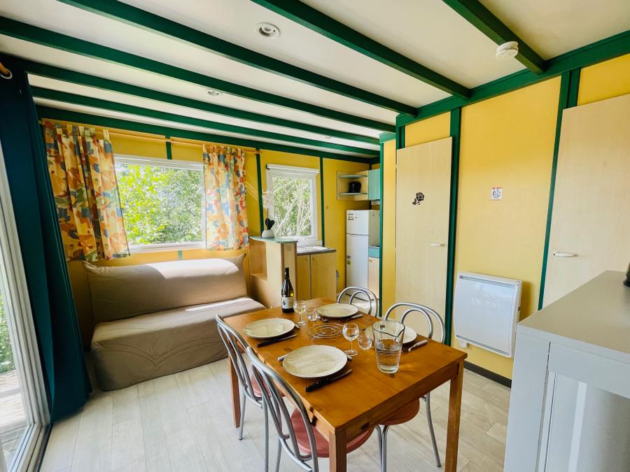 Chalet 4 personnes - Chalet Pommier Vue Montagne Confort 23m² 2 chambres + Terrasse couverte 15m² + Clim + TV 3