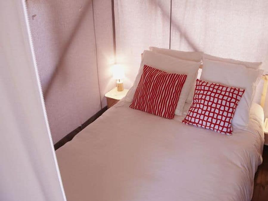 Tente en toile et en bois 4 personnes - CABANE LODGE sans sanitaires 3