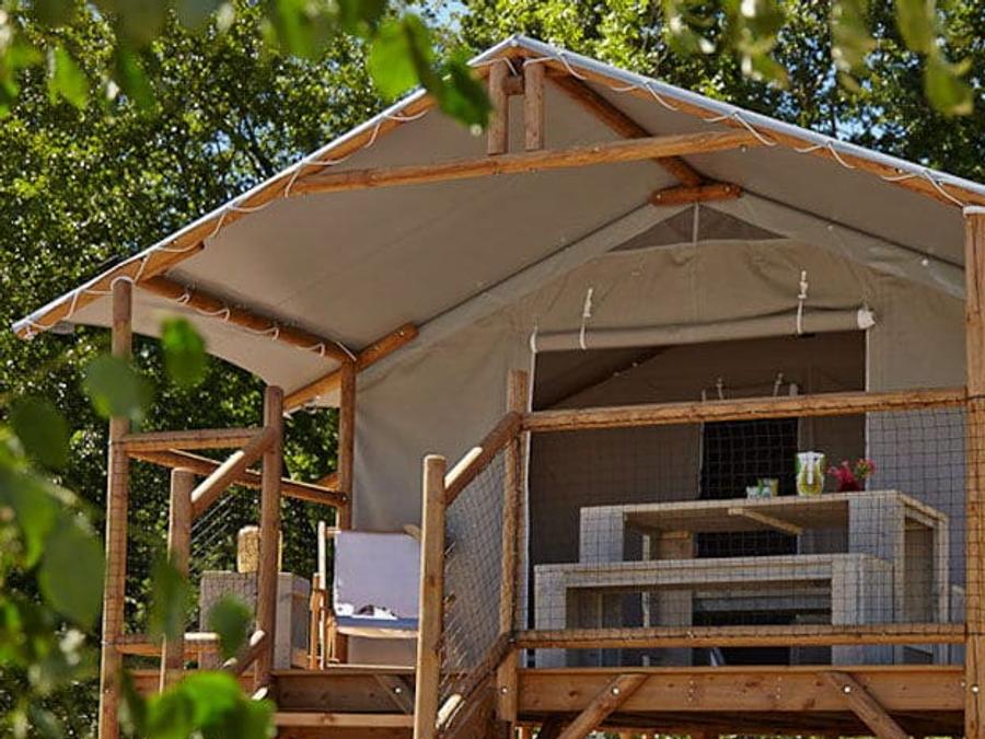 Tente en toile et en bois 4 personnes - CABANE LODGE sans sanitaires 0