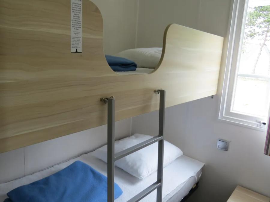 Mobilhome 6 personnes - CONFORT 31m² - (6pers) 3 chambres + 1SDB + WC + Terrasse semi-couverte 6