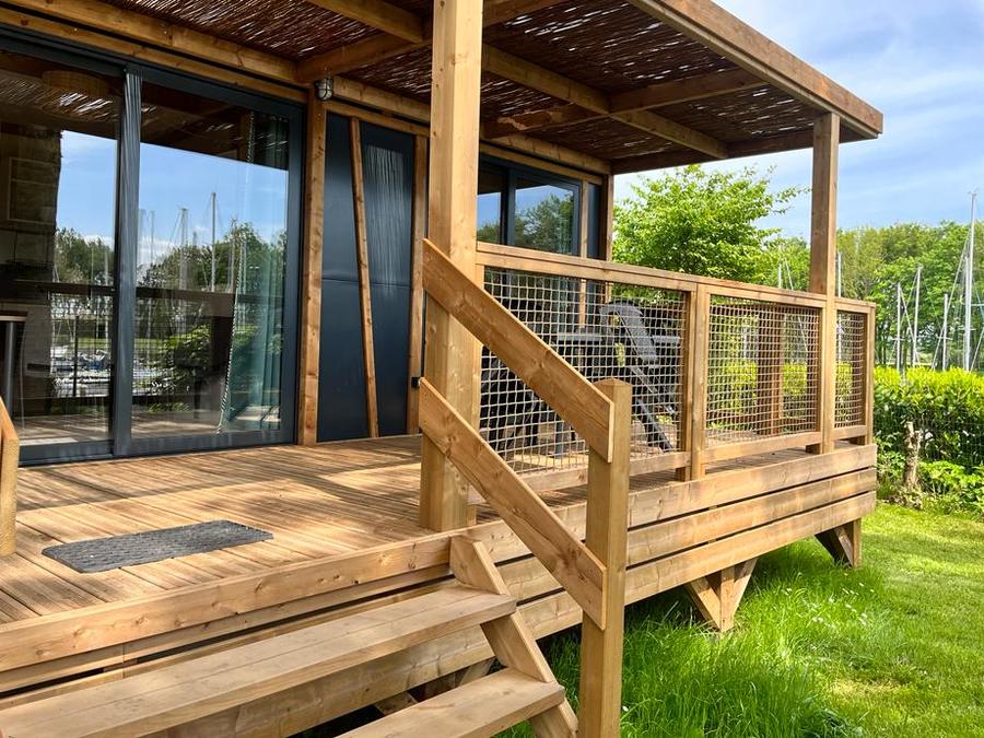 Chalet 5 personnes - Premium 30m² - (5pers) 2 CH+ 1SDB + WC + Terrasse 19m² + TV + LV + Vue Canal 0